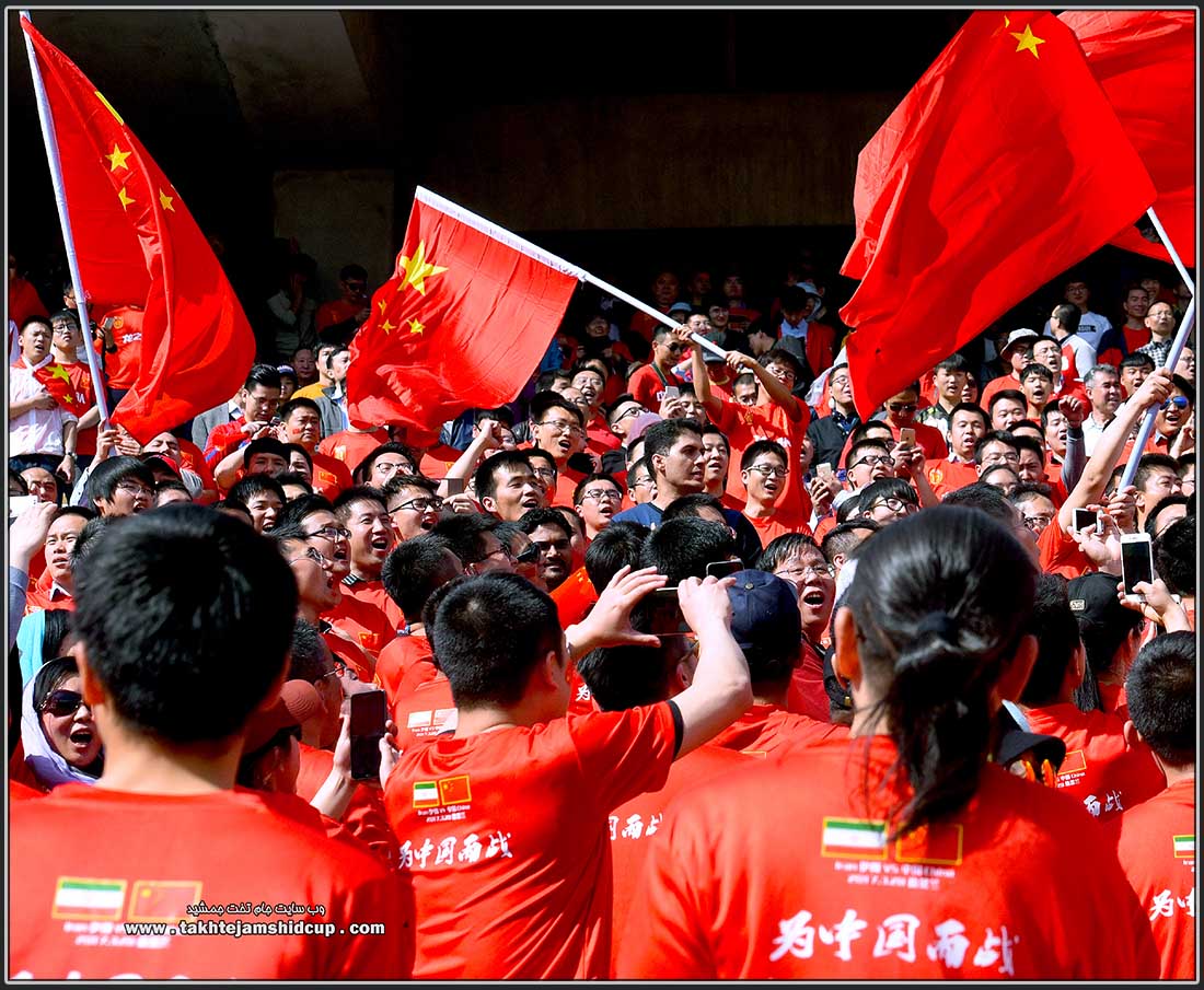 Chinese football fans 中国足球球迷 中国足球球迷
